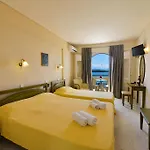 Hotel Niras 2*