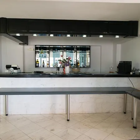 Ξενοδοχείο Niras Νυδρί