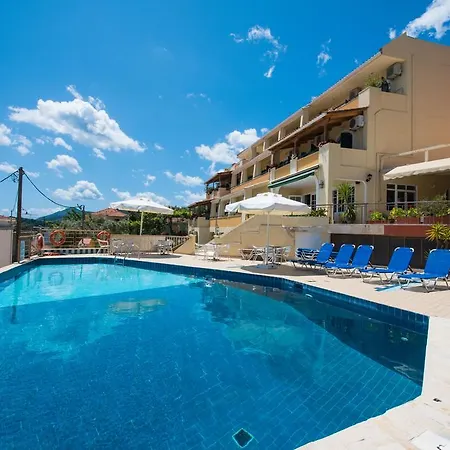 Ξενοδοχείο Niras 2*