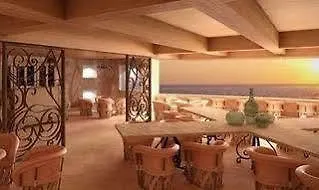 Ξενοδοχείο Niras 2*